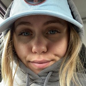 Meet your Posher, Lexie